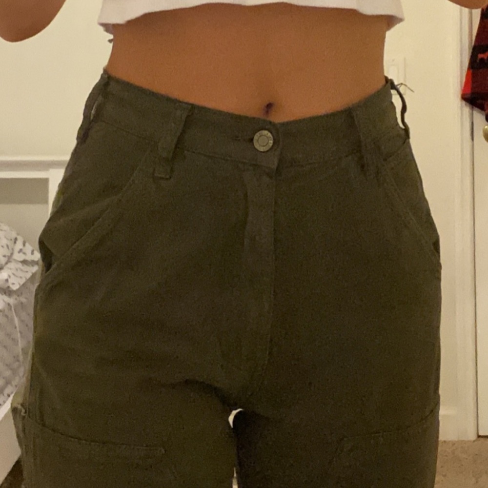New brandy Melville Jane cargo pants